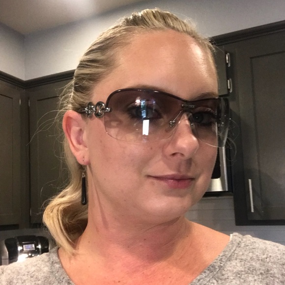 ***Authentic*** Gucci Sunglasses 😎 Ombré UEC - Picture 5 of 5